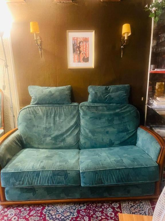 Notre Dame Apartment *